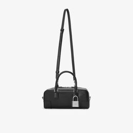 Сумка укороченная Loewe Amazona 23, черный r04492600 | black