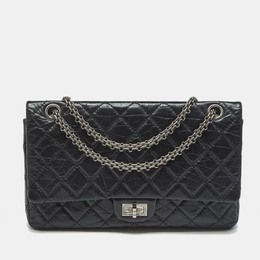 Chanel Black Quilted Aged Leather Classic 226 Reissue 2.55 Flap Bag 1188537