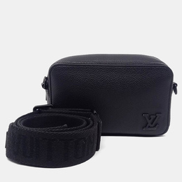 Louis Vuitton Black Calf Leather Alpha Wearable Crossbody Bag 1187311