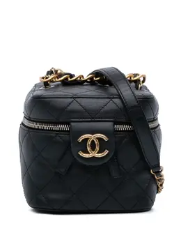 Chanel 2021-2025 Small CC Lambskin Vanity Case crossbody bag 31477046