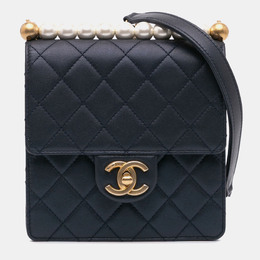 Chanel Chic Pearls Flap Small Lambskin Shoulder Bag 1191739