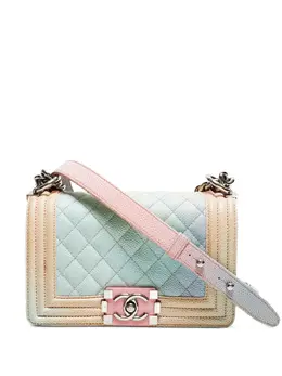 Chanel 2017 small Boy Chanel shoulder bag 31505169