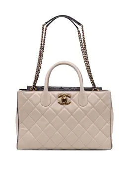 Chanel 2012-2013 Quilted Calfskin Portobello satchel 31596512