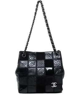 Chanel 2005-2006 Choco Bar Lambskin Shoulder Bag 31576076