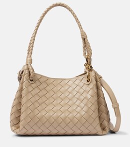 Средняя кожаная сумка-торба Parachute Bottega Veneta, Ecru-Muse Brass p01054780 | ecru-muse brass