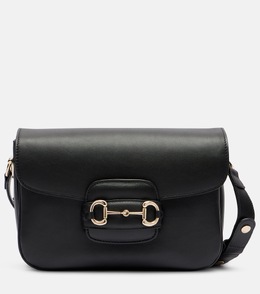 Кожаное плечевое сумка с подвеской Horsebit Gucci, черный p01068852 | black