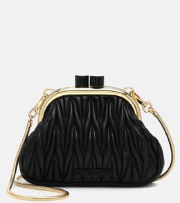 Кожаный клатч Miu Belle Mini с эффектом матрасного стежка Miu Miu, черный p00496353 | nero