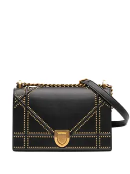 Christian Dior 2018 Medium Studded Lambskin Diorama Flap crossbody bag, Article No: 31643140
