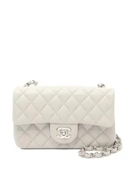 Chanel 2019 mini Classic Flap shoulder bag 31677884