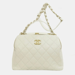Chanel Matelasse Shoulder Bag Calf Leather 1197085