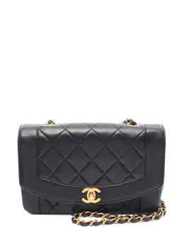 Chanel 1990s matelassé chain shoulder bag 31711808
