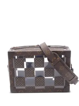 Louis Vuitton 2010s Soft Trunk shoulder bag 31711608