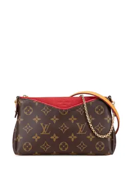 Louis Vuitton 2017 Monogram Pallas Clutch satchel 31814201