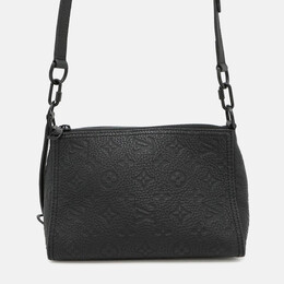 Louis Vuitton Triangle Messenger Bag Noir Monogram Taurillon 1200135