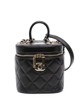 Chanel 2021-2025 Quilted Lambskin Trendy CC Case vanity bag 31828028