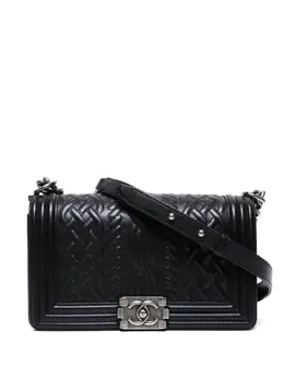 Chanel 2013-2014 medium Boy shoulder bag 31782526