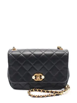 Chanel 2021 matelassé pearl-detail shoulder bag 31797994