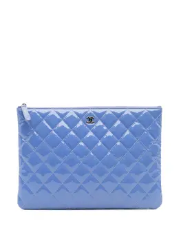 Chanel 2016-2017 Medium Quilted Patent O Case clutch bag 31858368