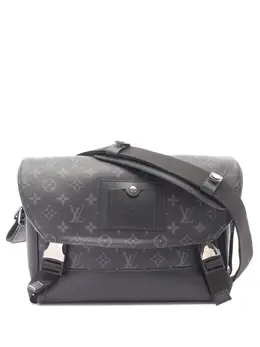 Louis Vuitton 2020 Monogram Eclipse Voyager PM crossbody bag 31854935