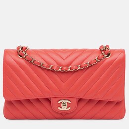 Chanel Classic Double Flap Medium Red Chevron Lambskin Shoulder Bag 1204793