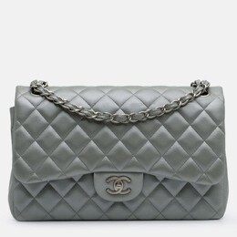 Chanel Classic Double Flap Jumbo Silver Lambskin Shoulder Bag 1204780