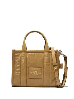 Маленькая сумка The Shiny Crinkle Tote Marc Jacobs, коричневый 18379110 | коричневый