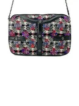 Chanel 2016-2017 Small Tweed and Lambskin Girl Clutch on Chain crossbody bag 31902242