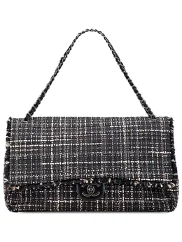 Chanel 2016-2017 XXL CC Tweed Single Flap shoulder bag 31933694
