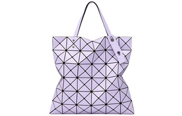 Issey Miyake Сумка-шоппер Lucent Gloss из винилхлоридной смолы, одно плечо, обычная женская, лавандового цвета bb31-ag613-80