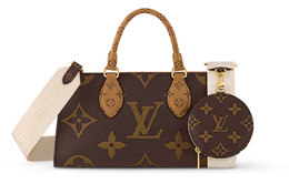 Сумка с монограммой OnTheGo East West Louis Vuitton m46653