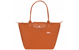 Longchamp Сумка-труба женская Le Pliage Club Fabric Dumpling Bag, цвет Rusty Red 2605619p39