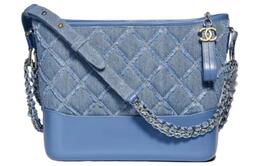 Chanel Сумка-хобо Gabrielle Denim, сумка через плечо, сумка через плечо, женская, цвет темно-синий деним, Trumpets a93824-b02311-n6472