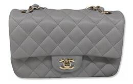 Сумка через плечо из овчины и металла, мини, женская, серая Chanel a69900-y04059-ni691