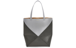 Loewe Сумка-шоппер из блестящей коровьей кожи, сумка-шоппер, сумка через плечо, большая мужская сумка жемчужно-серого и темно-серого цветов b779q18x05-1153