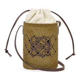 Loewe Сумка-ведро из пальмовых листьев и телячьей кожи. Женская сумка через плечо, оливково-каштанового цвета c630g35x07-6545