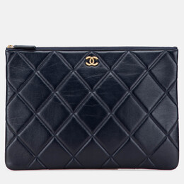 Chanel Navy Blue CC Large Quilted Lambskin O Case Clutch 1209387