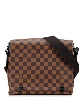 Louis Vuitton 2017 Damier Ebene District PM crossbody bag 31987901