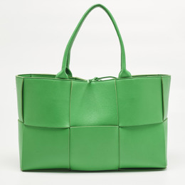 Bottega Veneta Green Intrecciato Leather Medium Arco Tote 1209953