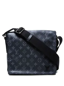 Louis Vuitton 2018 District PM shoulder bag 31986160