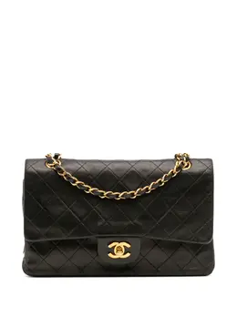 Chanel 1991-1994 Medium Classic Lambskin Double Flap shoulder bag 32026499