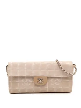 Chanel 2000-2002 New Travel Line Nylon East West Flap shoulder bag 32026378