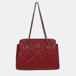 Chanel Bordeaux Calfskin Hamptons Ultra Stitch Tote Chain Handbag 1211070