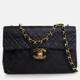 Chanel Vintage Maxi Lambskin Single Flap Bag 1211579