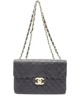 Chanel Classic Flap shoulder bag 32008681