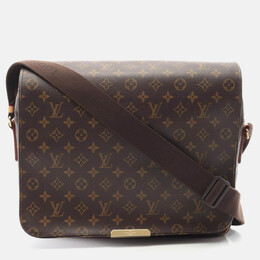 Louis Vuitton Aves Crossbody Shoulder Bag Monogram Canvas 1212363