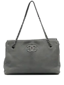 Chanel 2011 Large Calfskin Ultra Stitch Hamptons Enamel CC tote bag 32093486