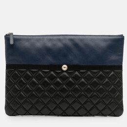 Chanel Black Navy Blue Large Bicolor Quilted Leather Pearl O Case Clutch 1213714