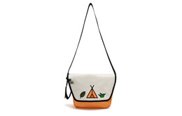 Сумка через плечо унисекс New Balance, White/Orange gca89133-my | white/orange