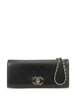 Chanel 2018-2019 CC Stitched Lambskin Clutch With Chain crossbody bag 32162728