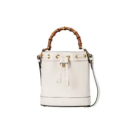 Сумка Diana от Gucci 724667-uaaay-9058